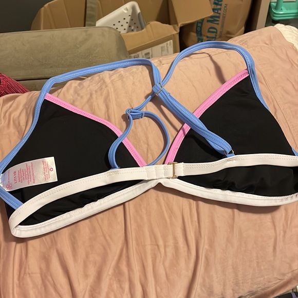 String bikini - Picture 3 of 4